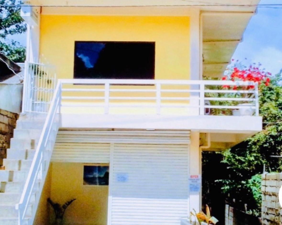 Home In Taytay Exterior photo