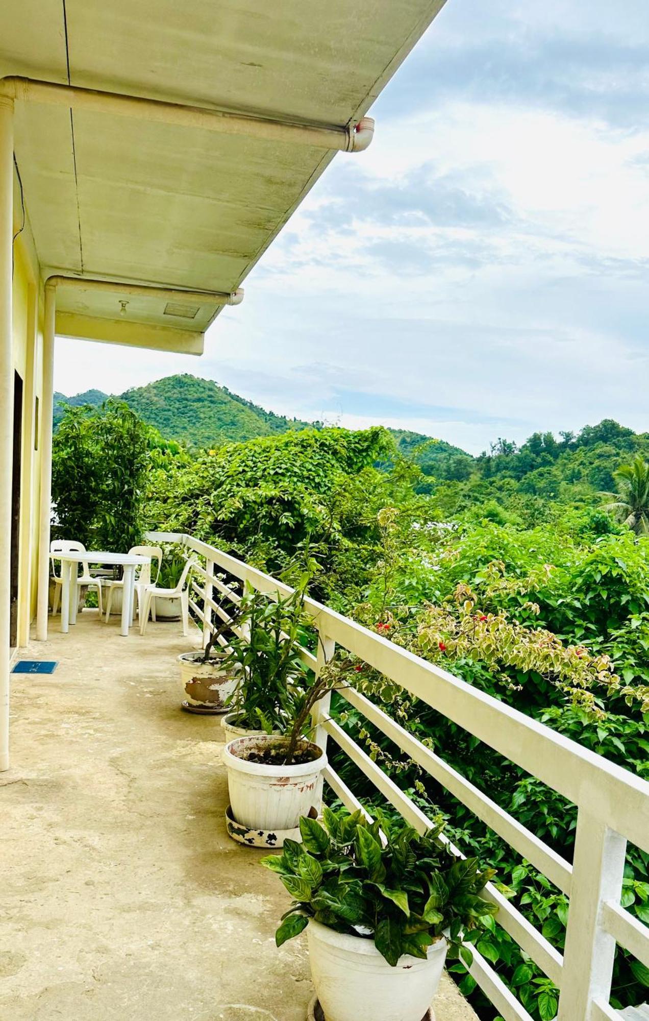 Home In Taytay Exterior photo